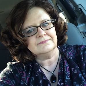 Meet your Posher, Juanell